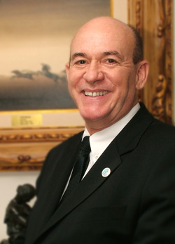 Dr. Reinaldo Resende