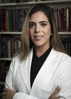 Dra. Daniella Tavares de Lucena